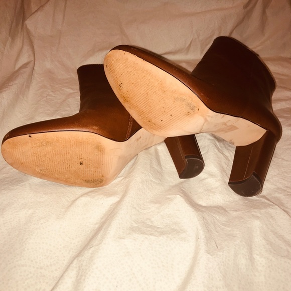 Ann Taylor Talulah Cognac Leather Booties EUC - Picture 7 of 8